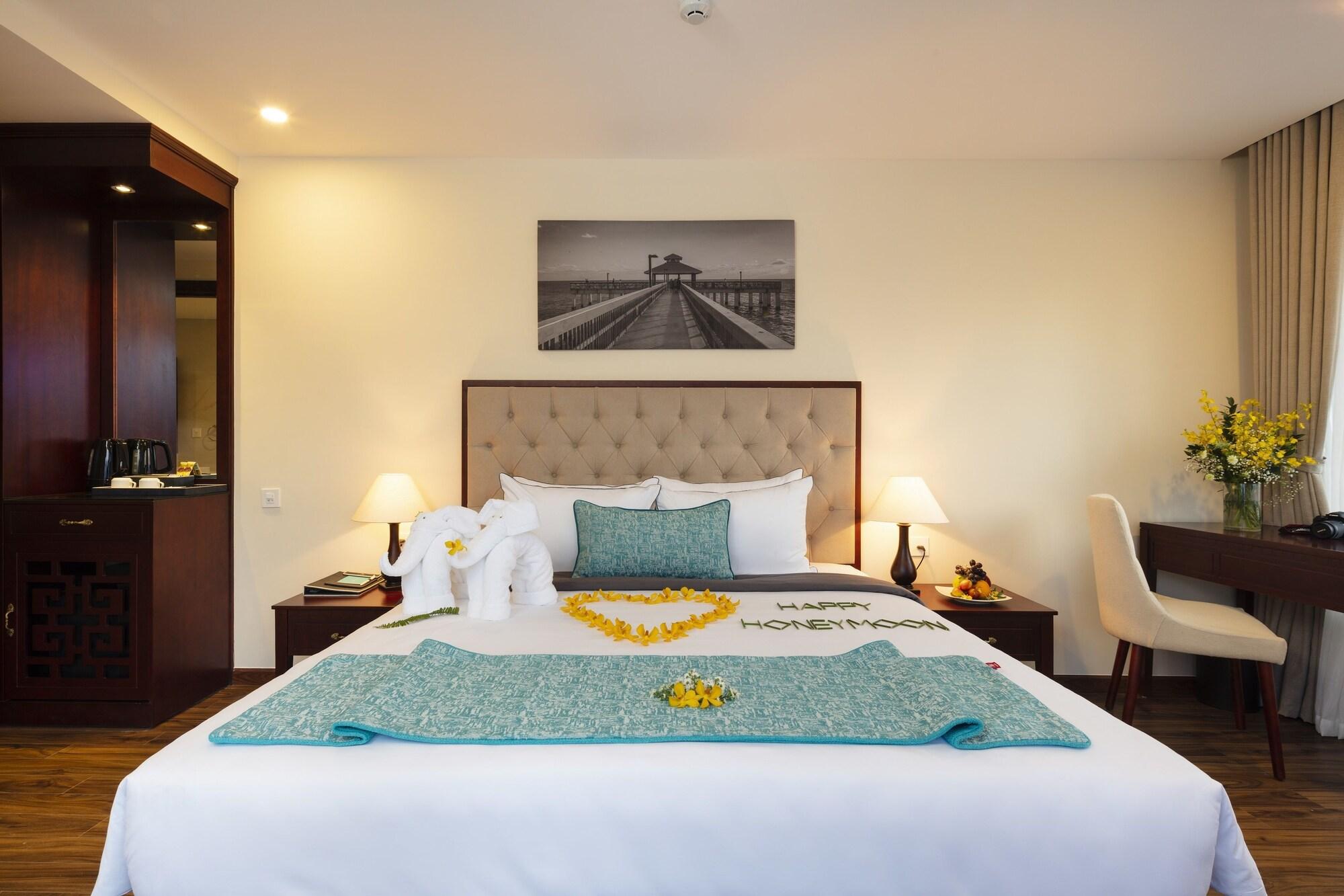 Florida Hotel Нячанг Экстерьер фото